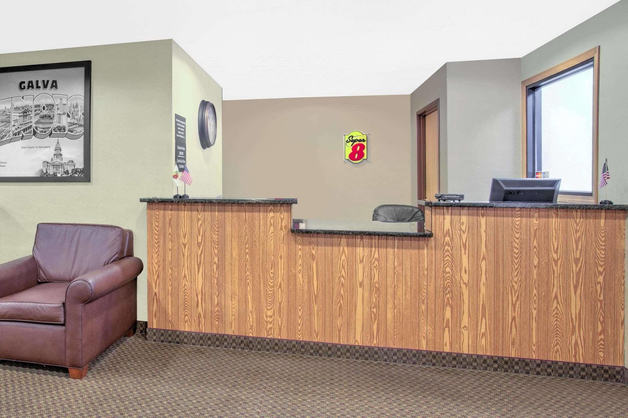Super 8 by Wyndham Galva Hotell Eksteriør bilde